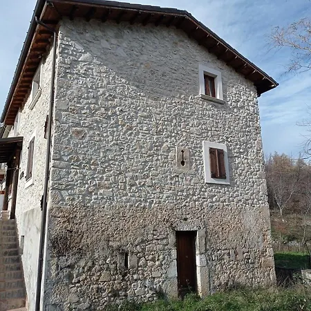 Bed & Breakfast Famiglia Nel Vento 3*