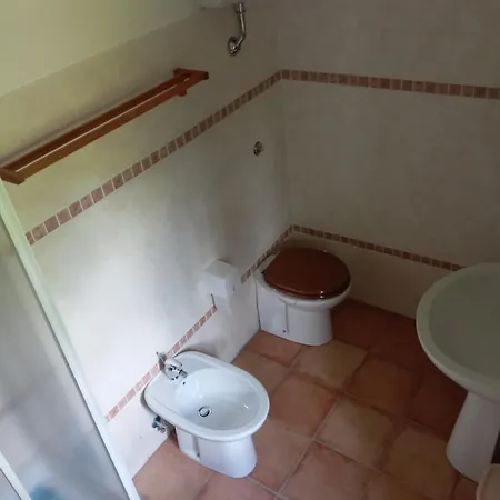 Famiglia Nel Vento Bed & Breakfast 3*