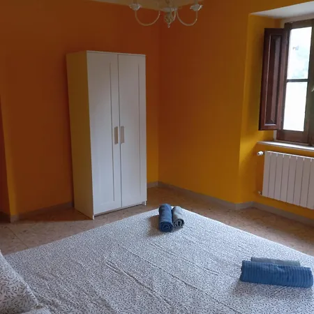 Famiglia Nel Vento Bed & Breakfast 3*